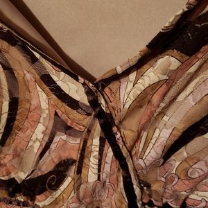 This is a beautiful dressy top